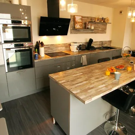 Apartman Nice 56m With Balcony In