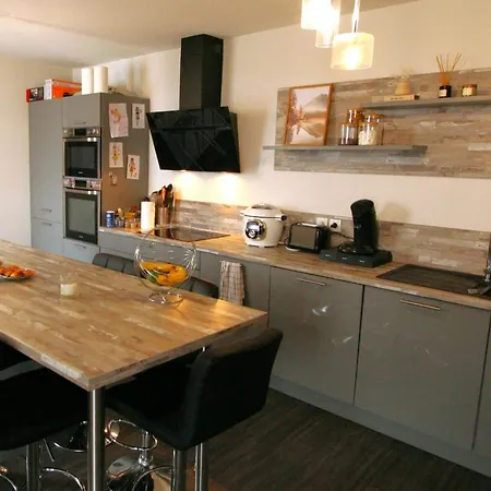 Apartman Nice 56m With Balcony In *